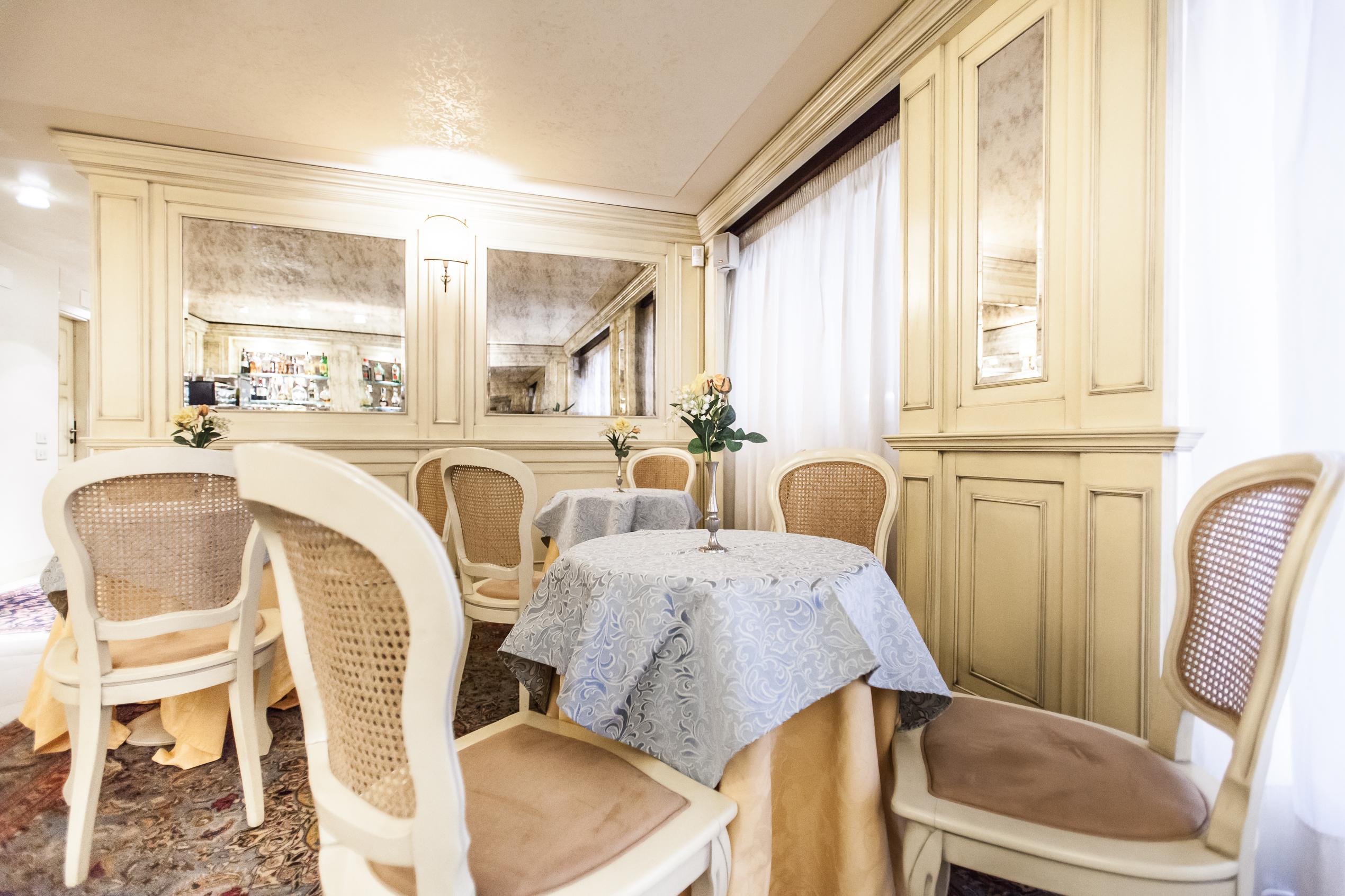 San Luca Hotel 3*